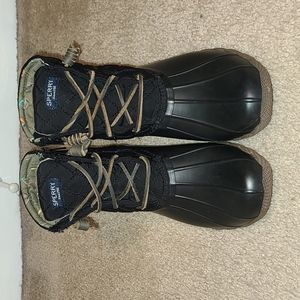 Sperry Duck Boots- Quilted Black 7.5